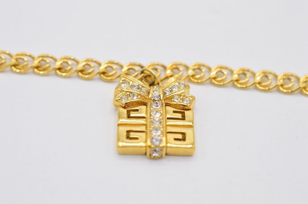 Givenchy Vintage 7" Logo Charm Bracelet 4G Gift Box Present Gold Signed 80s BinO